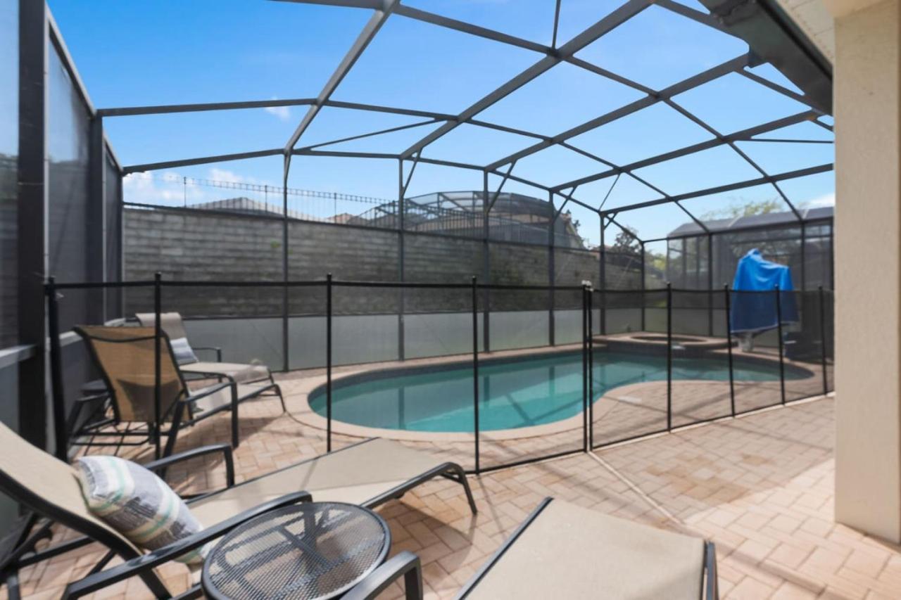 Amazing Pool Game 2mi H2627 Holiday home *