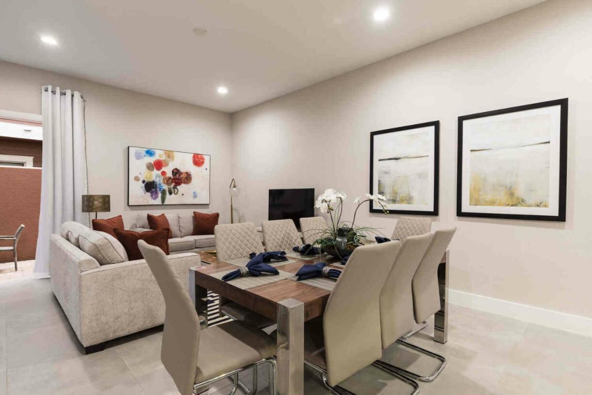 Pousada Summerville: 4br3.5b Brand New Luxury Retreat *