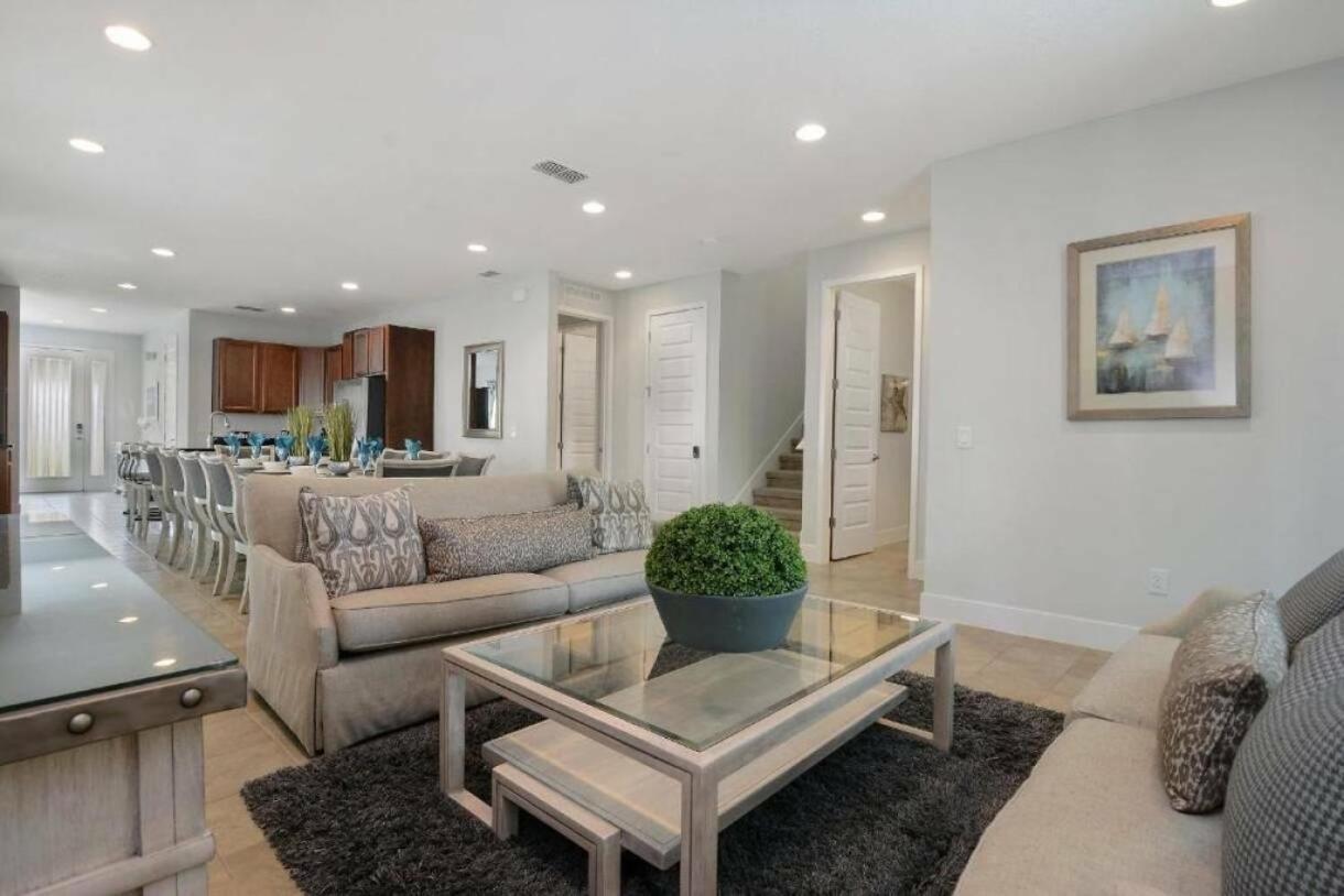 Spacious Vacation With Private Pool 76 Orlando