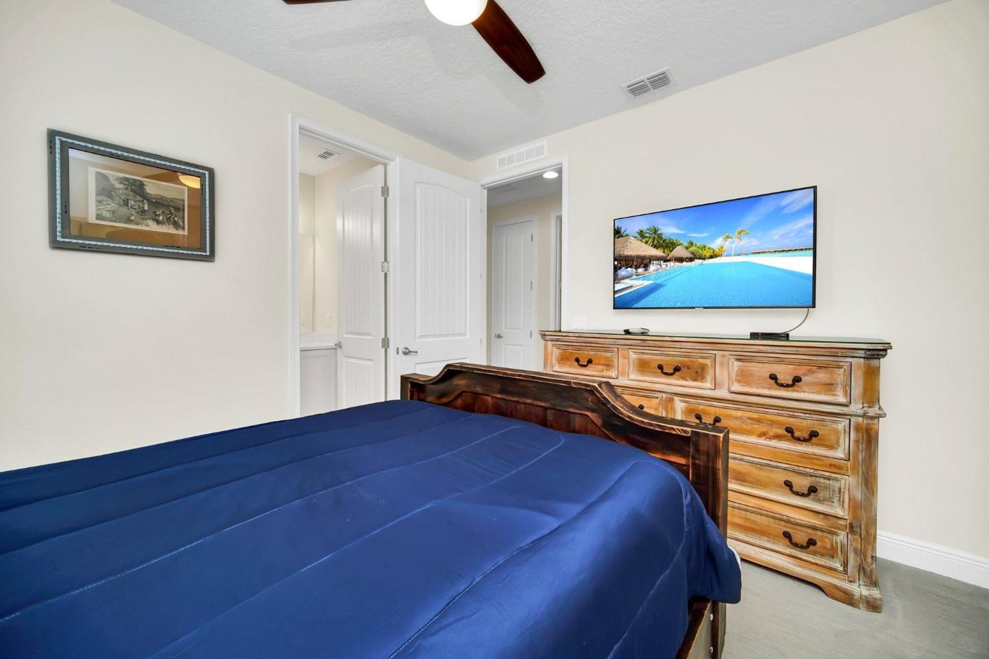 - Encore 1579 Villa Orlando