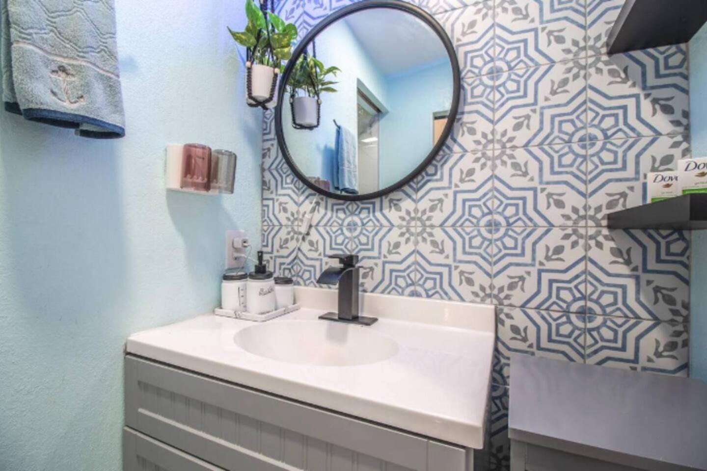 Casa de férias Pet-Friendly 1Br, 3 Beds, Wifi 10 Min To Dwntn! Orlando