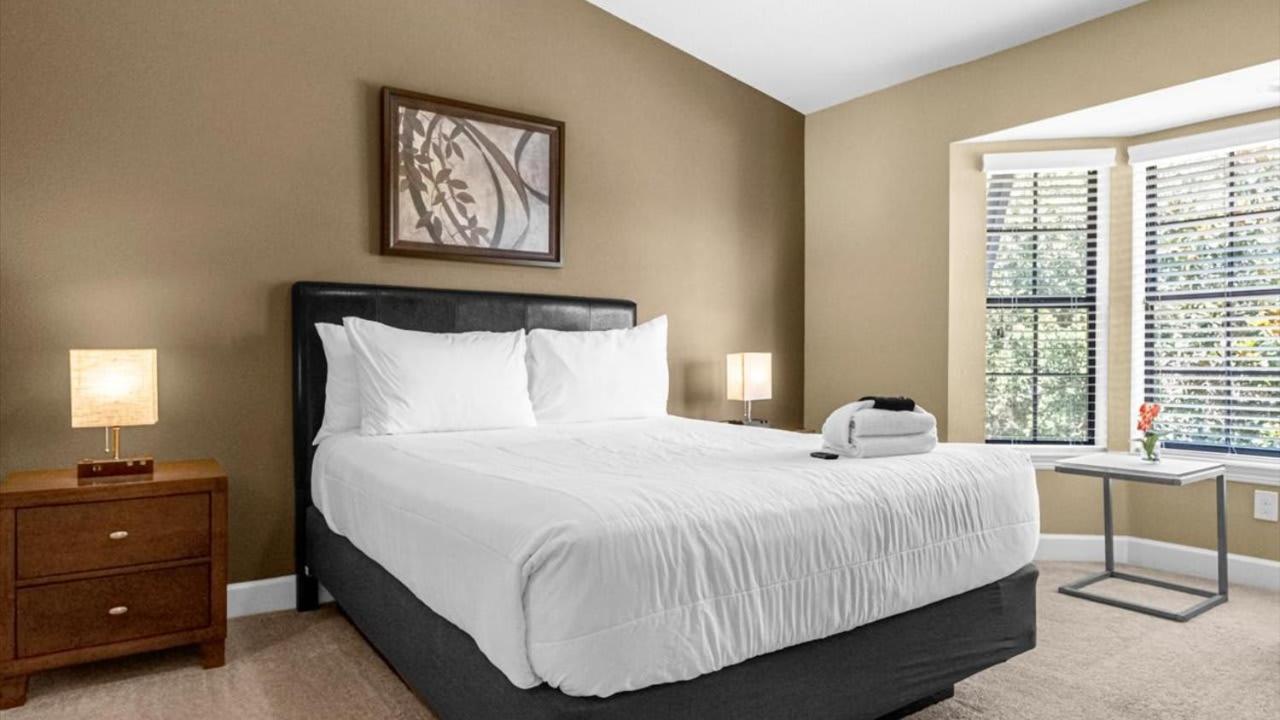 Spring Break Escape! Renovated Townhome By Disney! Holiday home Orlando