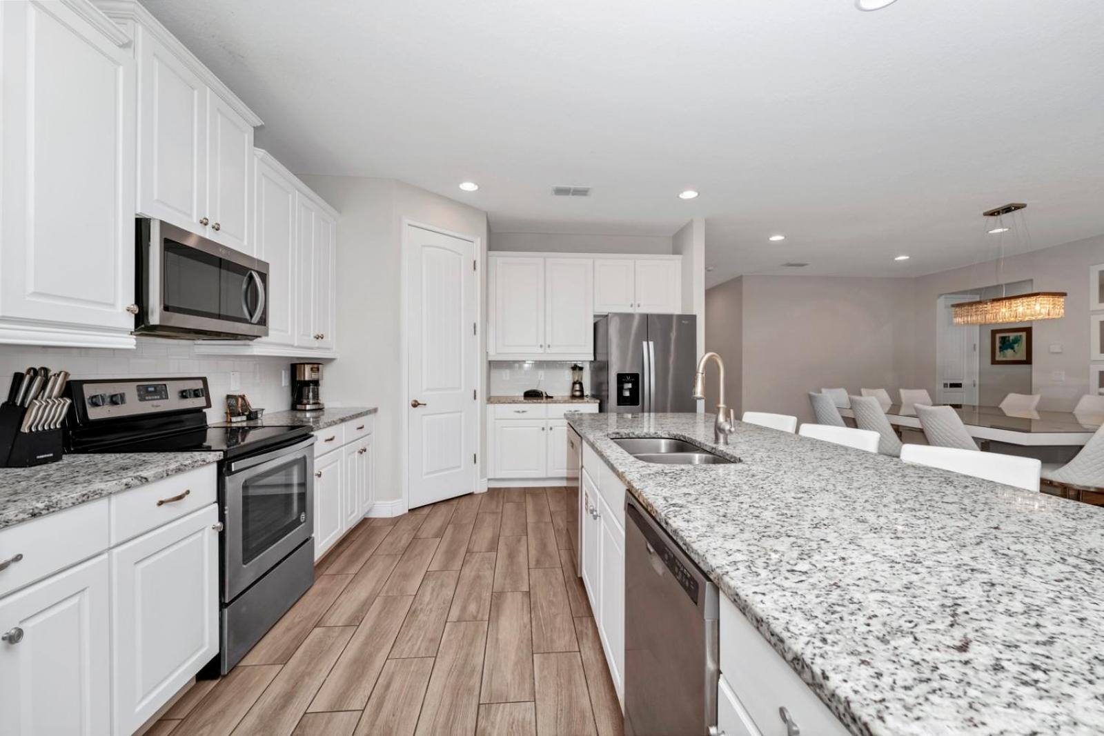 Marvelous By Rentyl With Private Pool And Water Park Access Near - 131la Holiday home