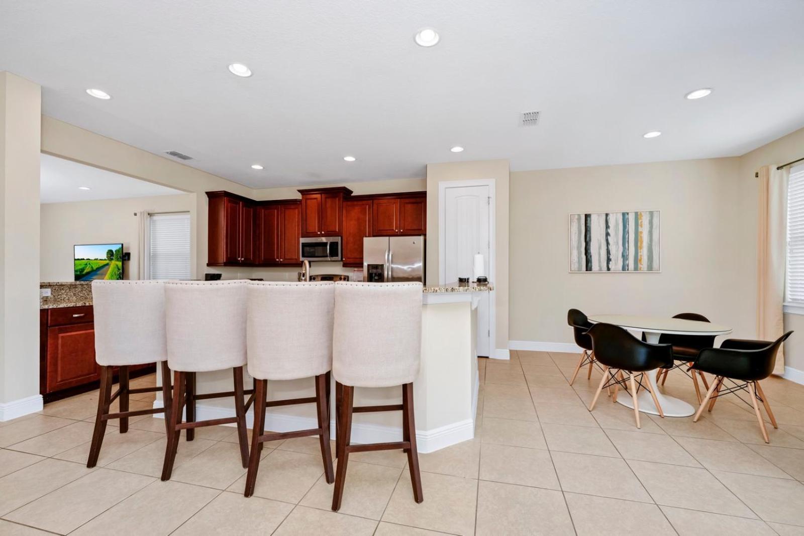 Spacious With Theme Rooms, Game And Private Pool With Water Park Access By Rentyl - 581la