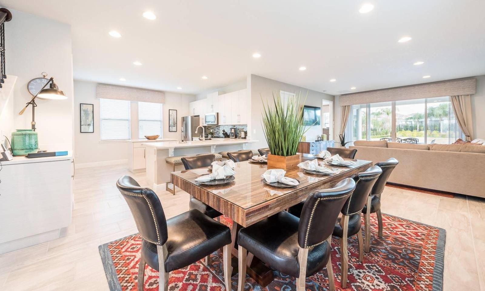 Sun-kissed 6 Bdrm With Private Pool At Encore Holiday home *