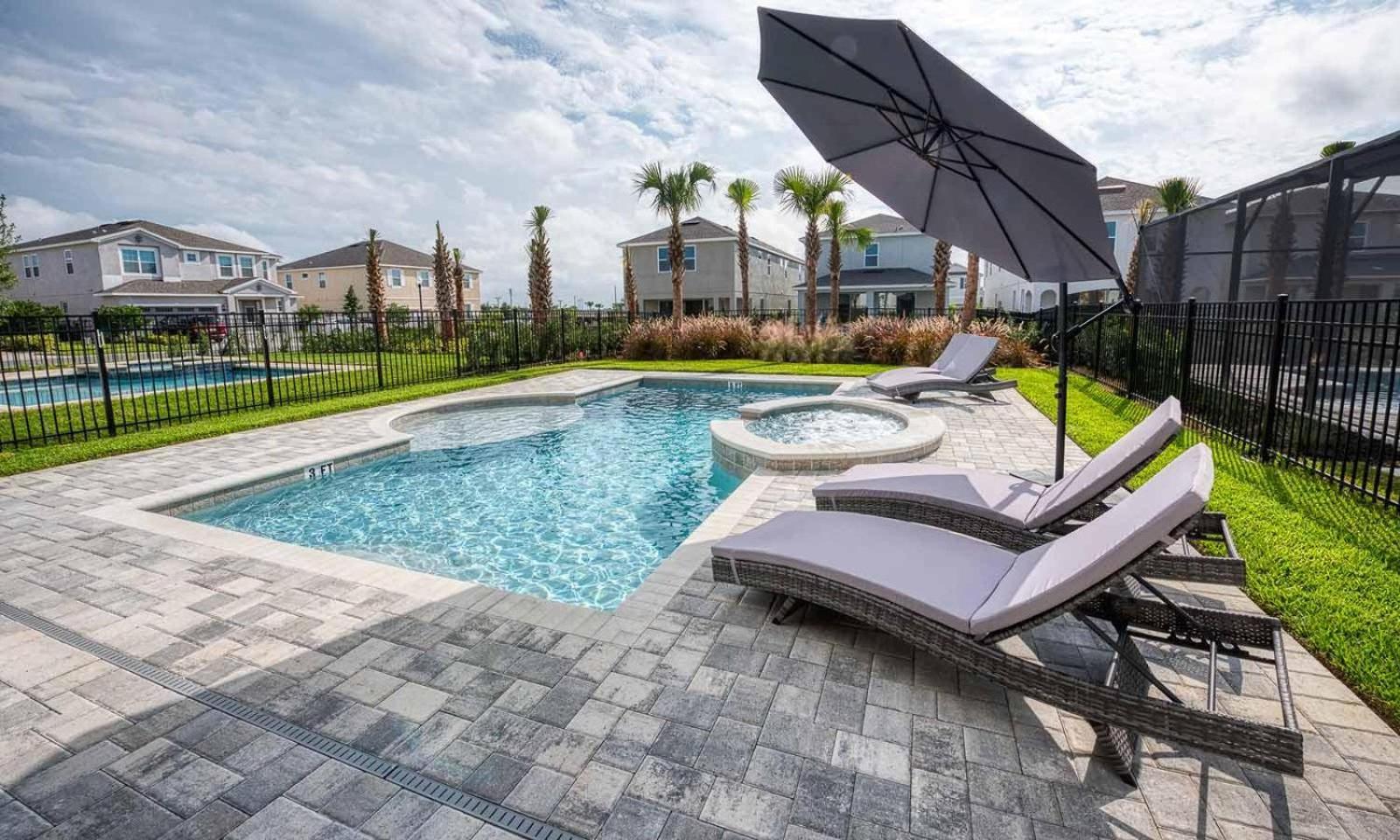 Modern 6 Bdrm Retreat With Private Pool In Encore Orlando
