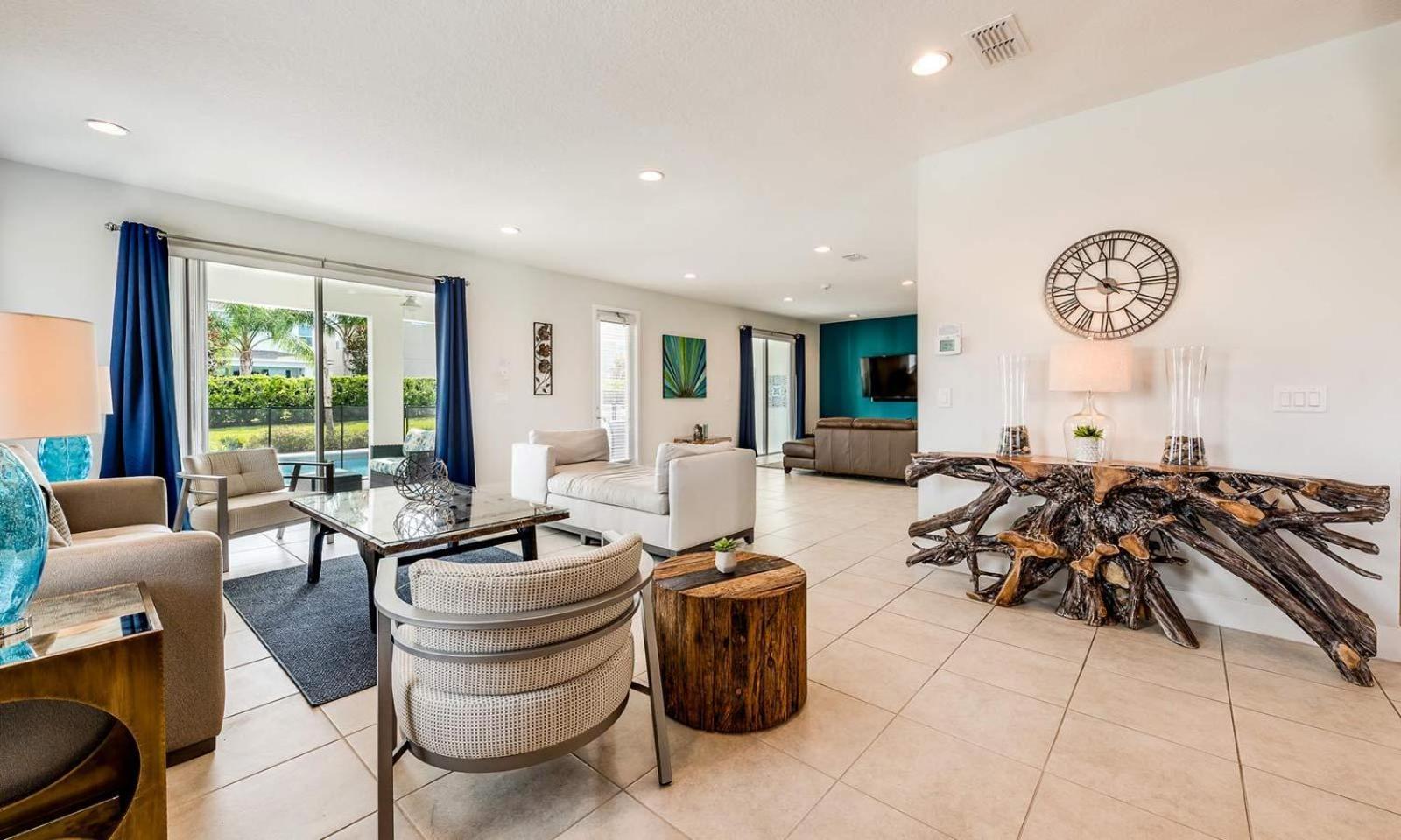 Custom 9 Bdrm With Stunning Themes At Encore