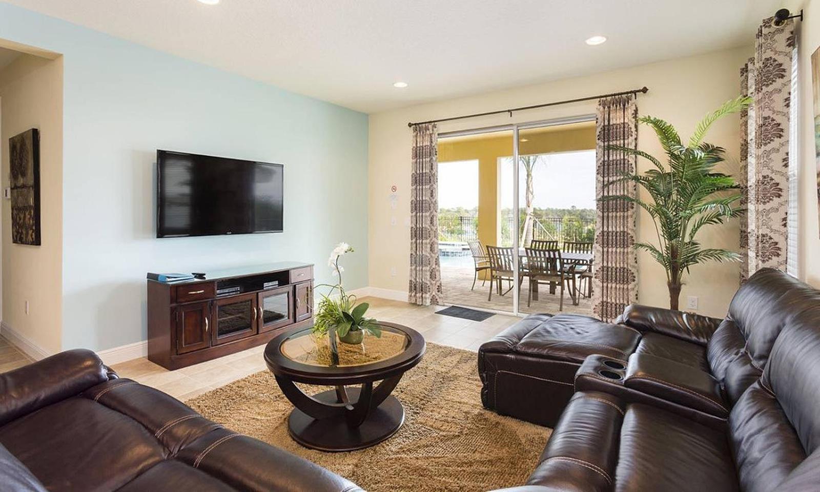 Unique Spacious 10 Bdrm With Backyard Pool At Encore