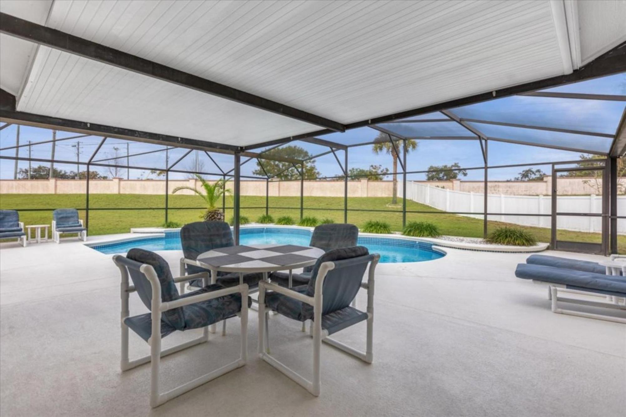 4 Bedroom Value With Private Pool