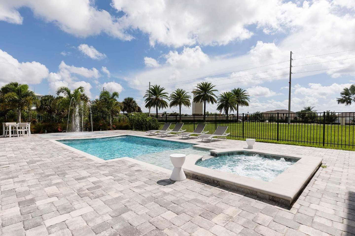 Ec418 - Rock 'n' Roll With Splash Pad At Encore Holiday home Orlando