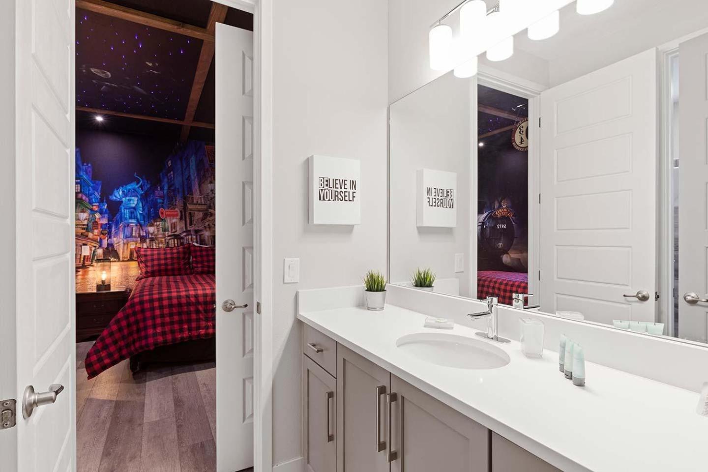 Ec418 - Rock 'n' Roll With Splash Pad At Encore