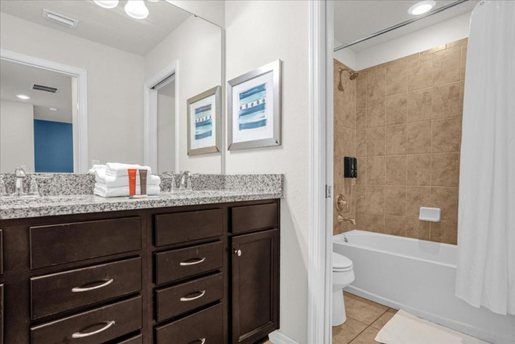 5 Bedrooms - 4,5 Bathrooms - Solterra 4618 Td Holiday home Orlando