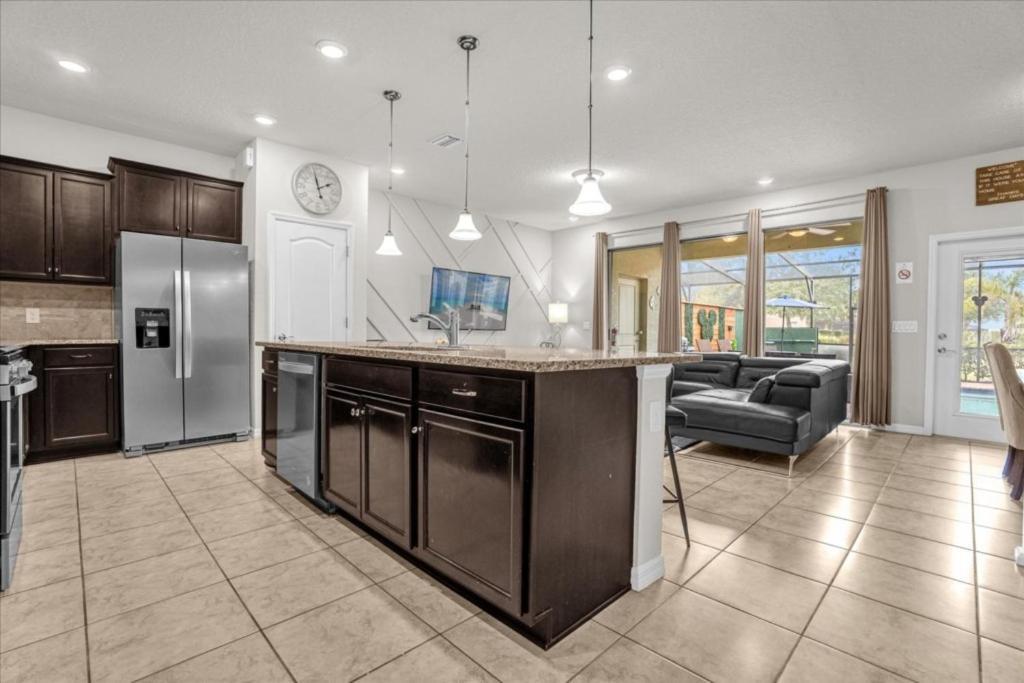 5 Bedrooms - 4,5 Bathrooms - Solterra 4618 Td Orlando