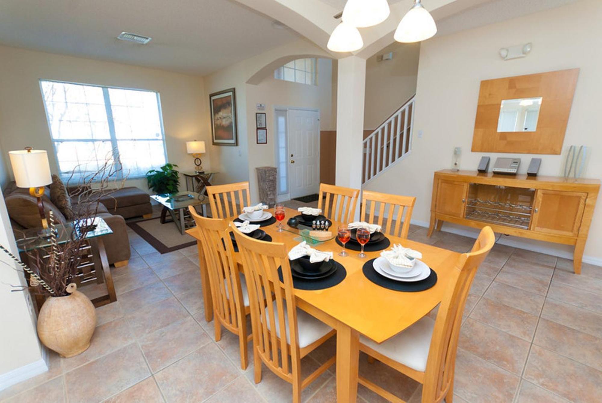 Holiday home 4 Bedroom Value With Private Pool Orlando