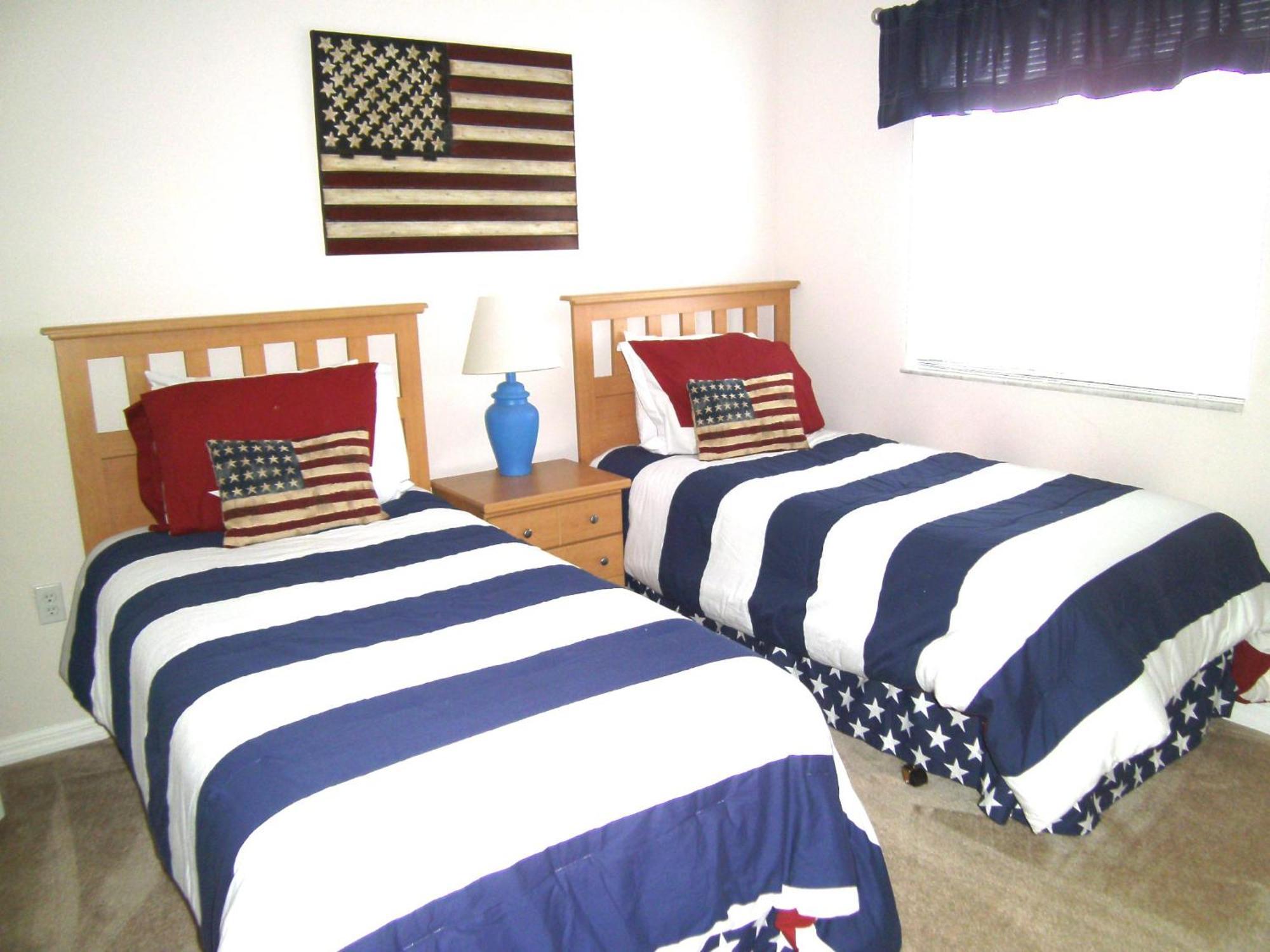 4 Bedroom Value With Private Pool Holiday home *