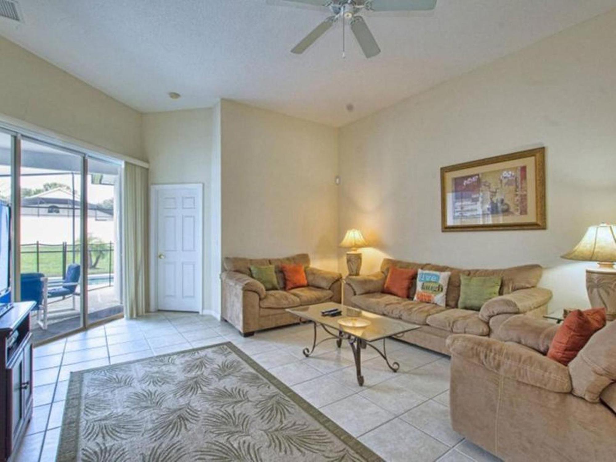 Holiday home 4 Bedroom Value With Private Pool