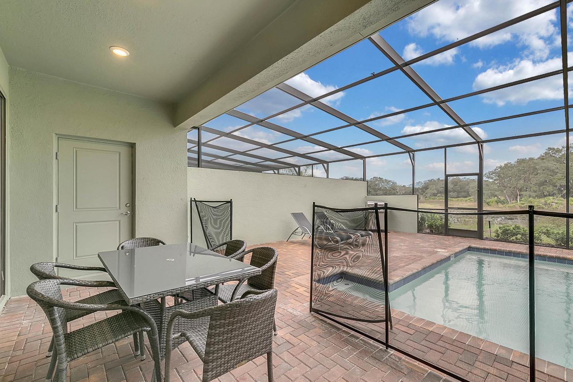 5 Bedrooms - 4,5 Bathrooms - Solterra 4643 Td Orlando