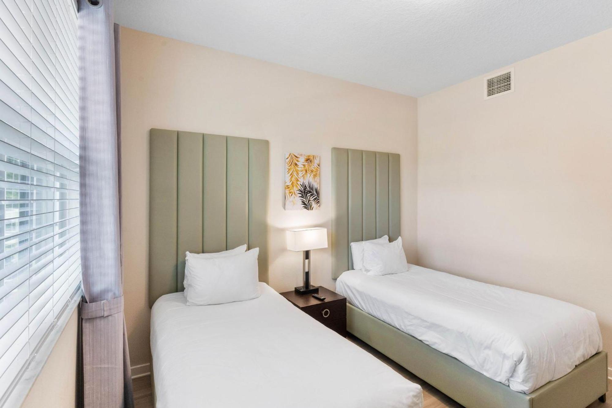 Apartment - Vista Cay 208