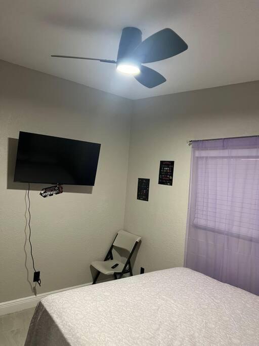 6 Bedrooms Cluethemed Near Parks