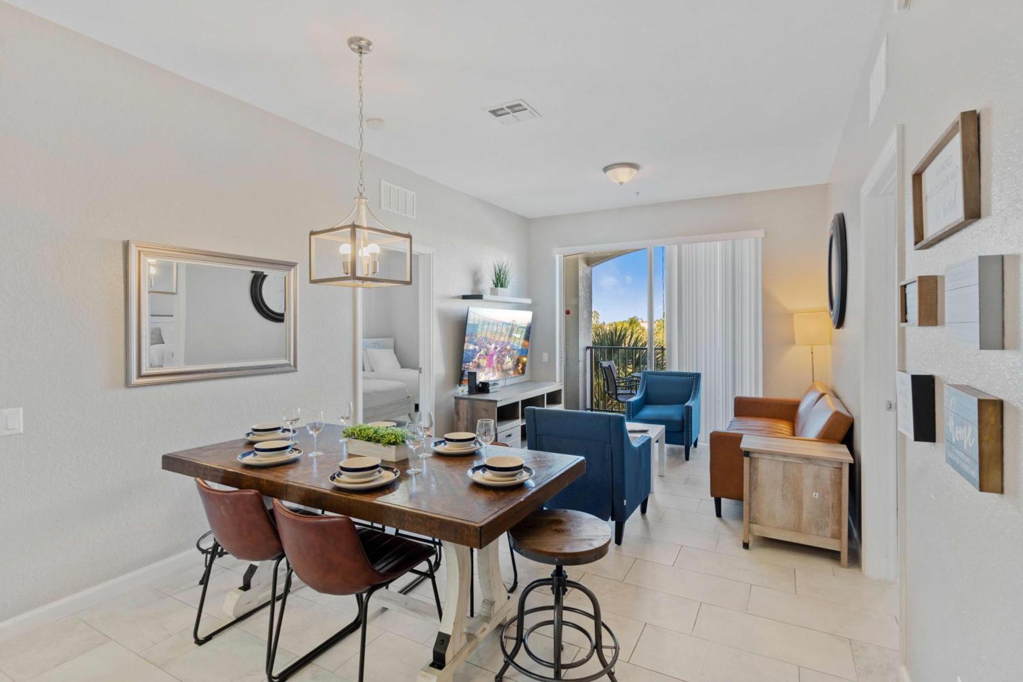 Apartment 4114 Breakview Drive 306 *