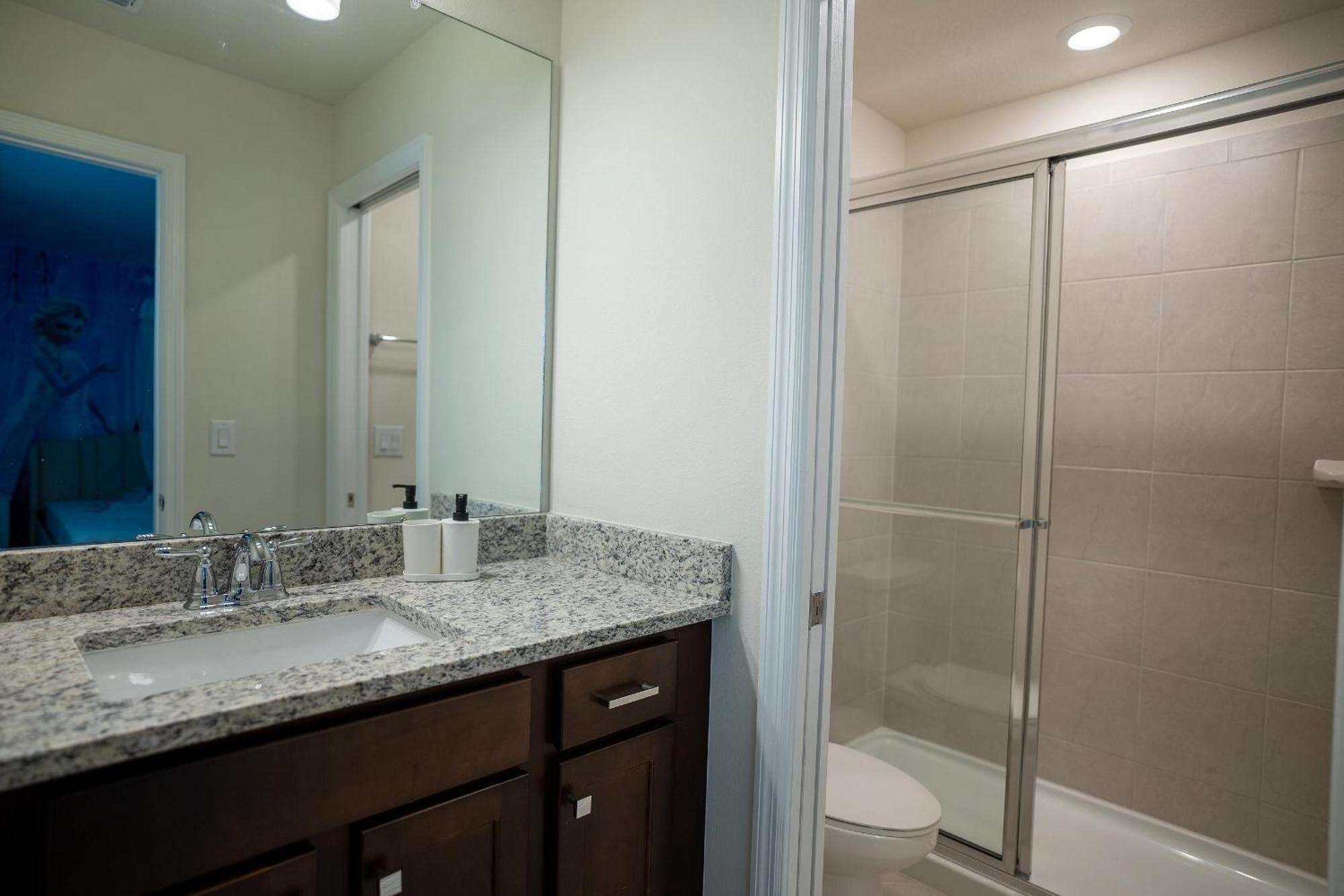 Exquisite 10br/8ba For 28 + Game Room/arcade/pool Orlando