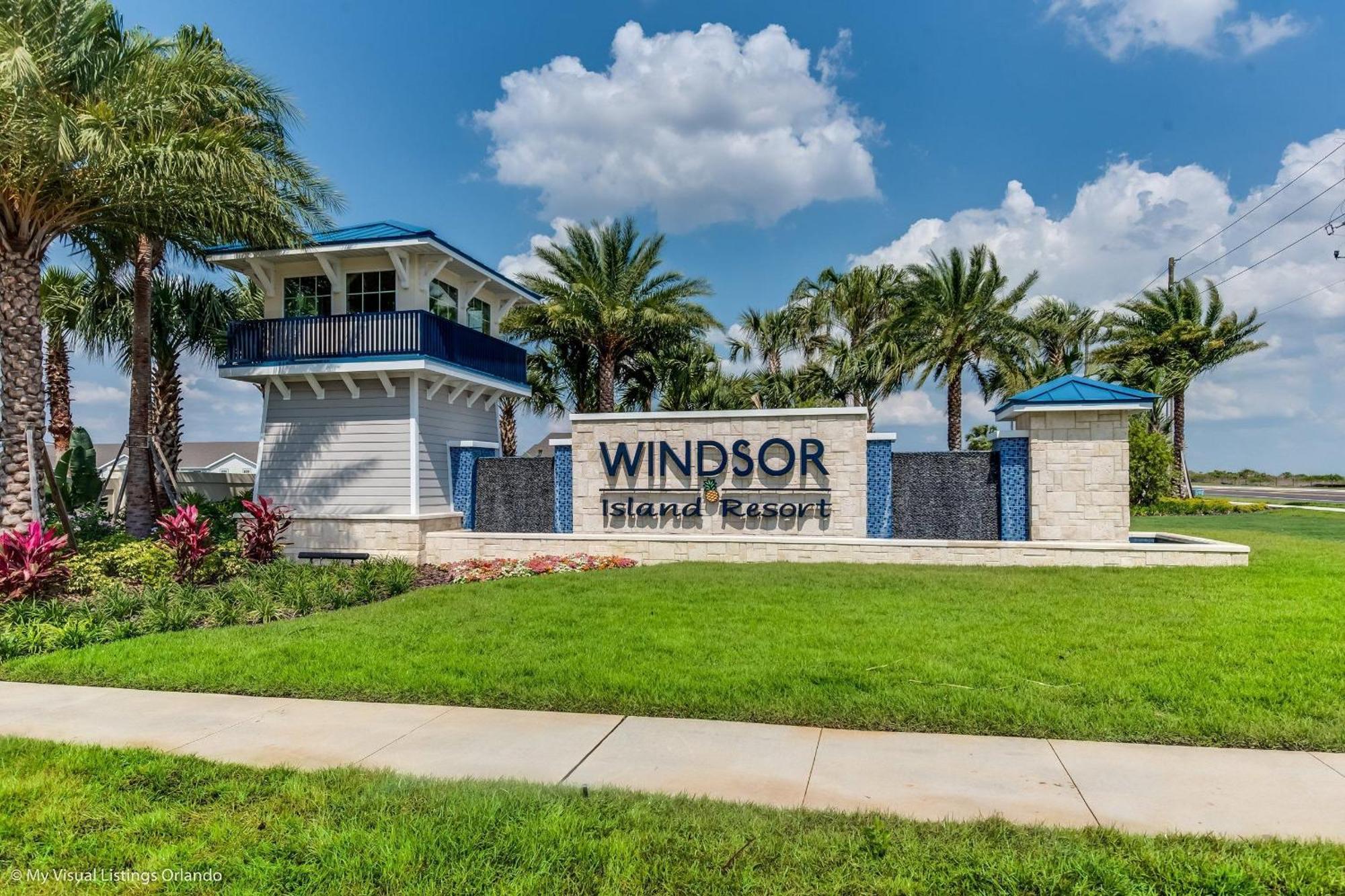 Exquisite 10br/8ba For 28 + Game Room/arcade/pool Villa