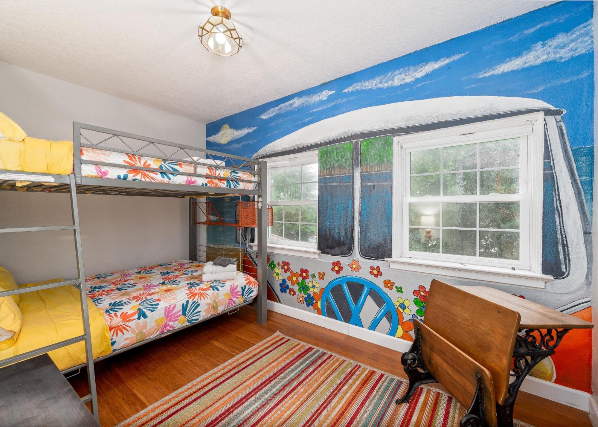 Historic Lakefront Estate Holiday home *