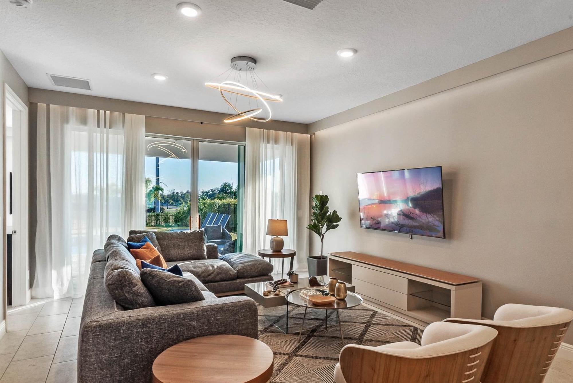 - Encore 1526 Villa Orlando