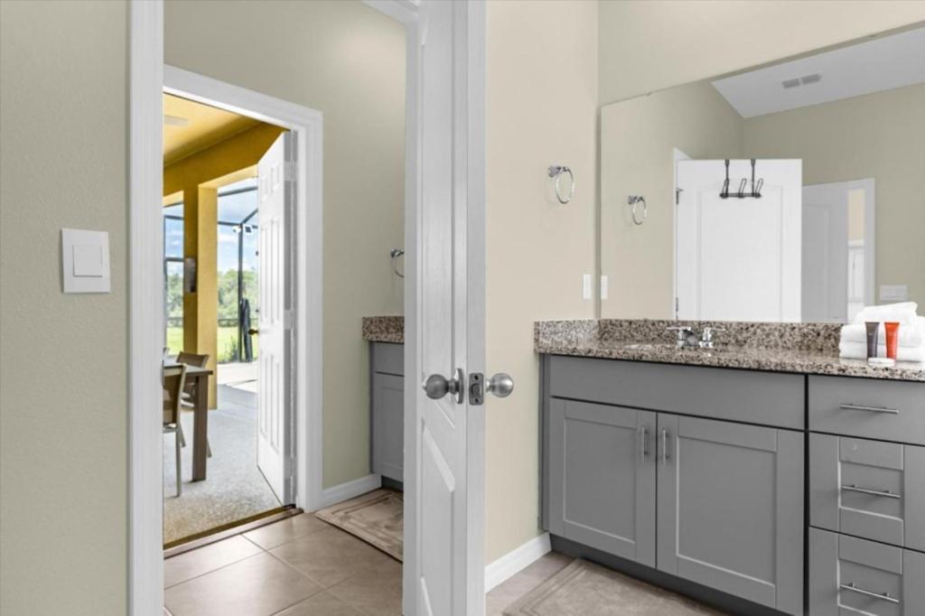Solterra 905 - Modern With Games Private Pool Near Villa Orlando