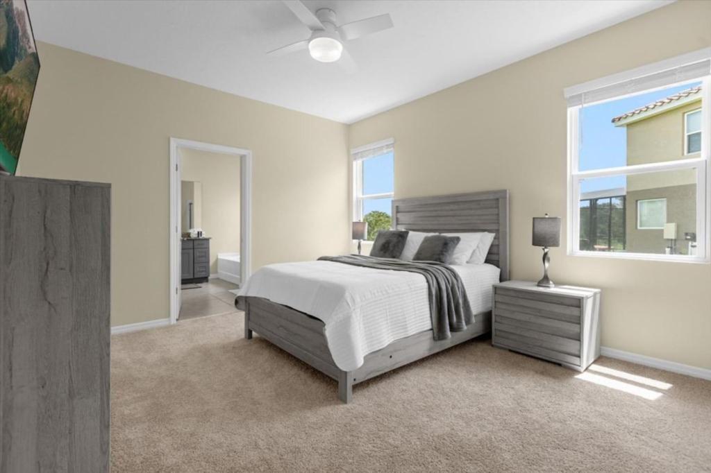 Solterra 905 - Modern With Games Private Pool Near *