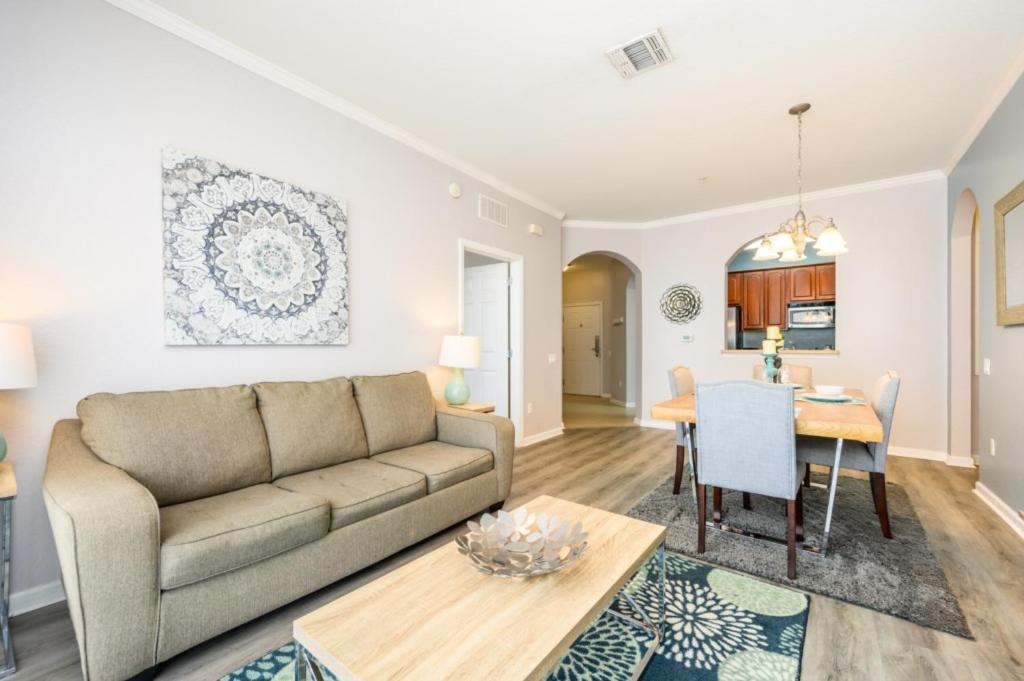 New Beautiful Deluxe Condo, Vista Cay - 3022 * Orlando