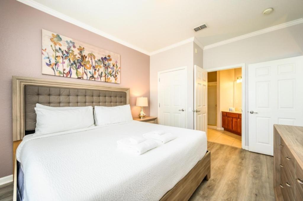 New Beautiful Deluxe Condo, Vista Cay - 3022 Apartment Orlando