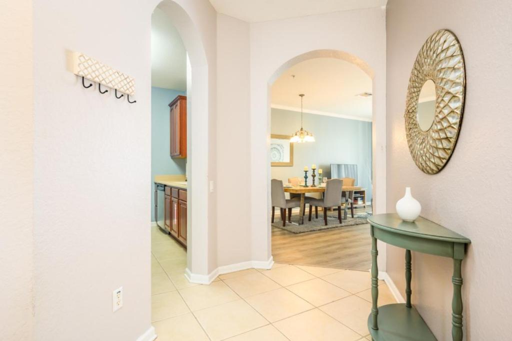 New Beautiful Deluxe Condo, Vista Cay - 3022 * Orlando