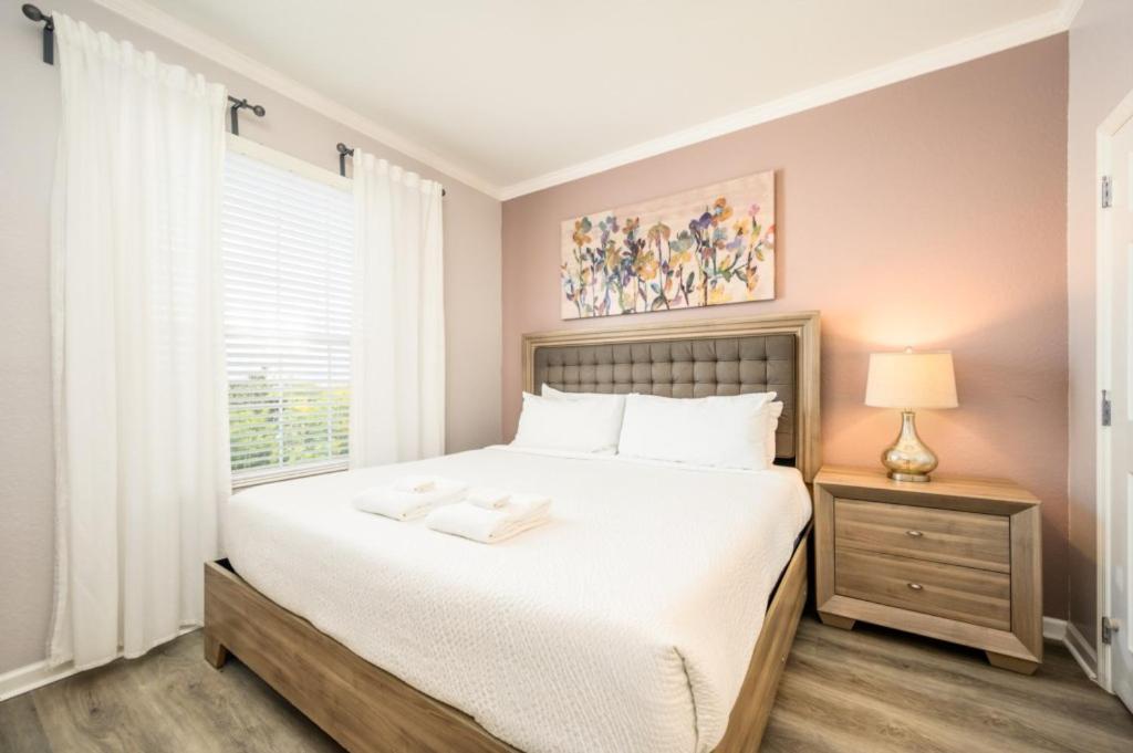 New Beautiful Deluxe Condo, Vista Cay - 3022 Apartment *