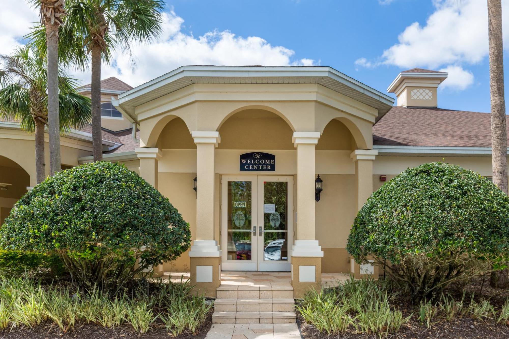 2533 Renshaw Street Holiday home