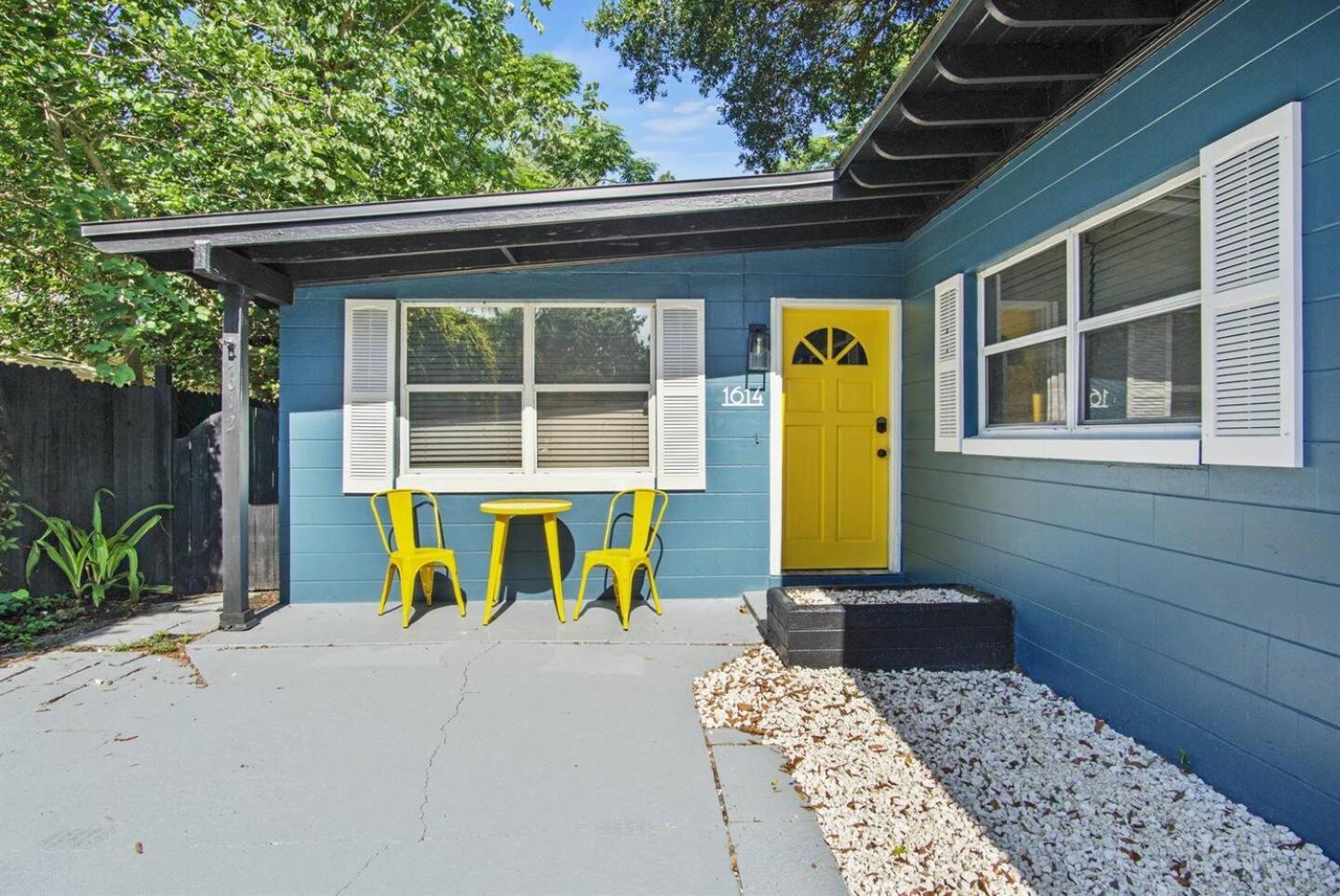 Private 3Br Unit Pet-Friendly Work Space!