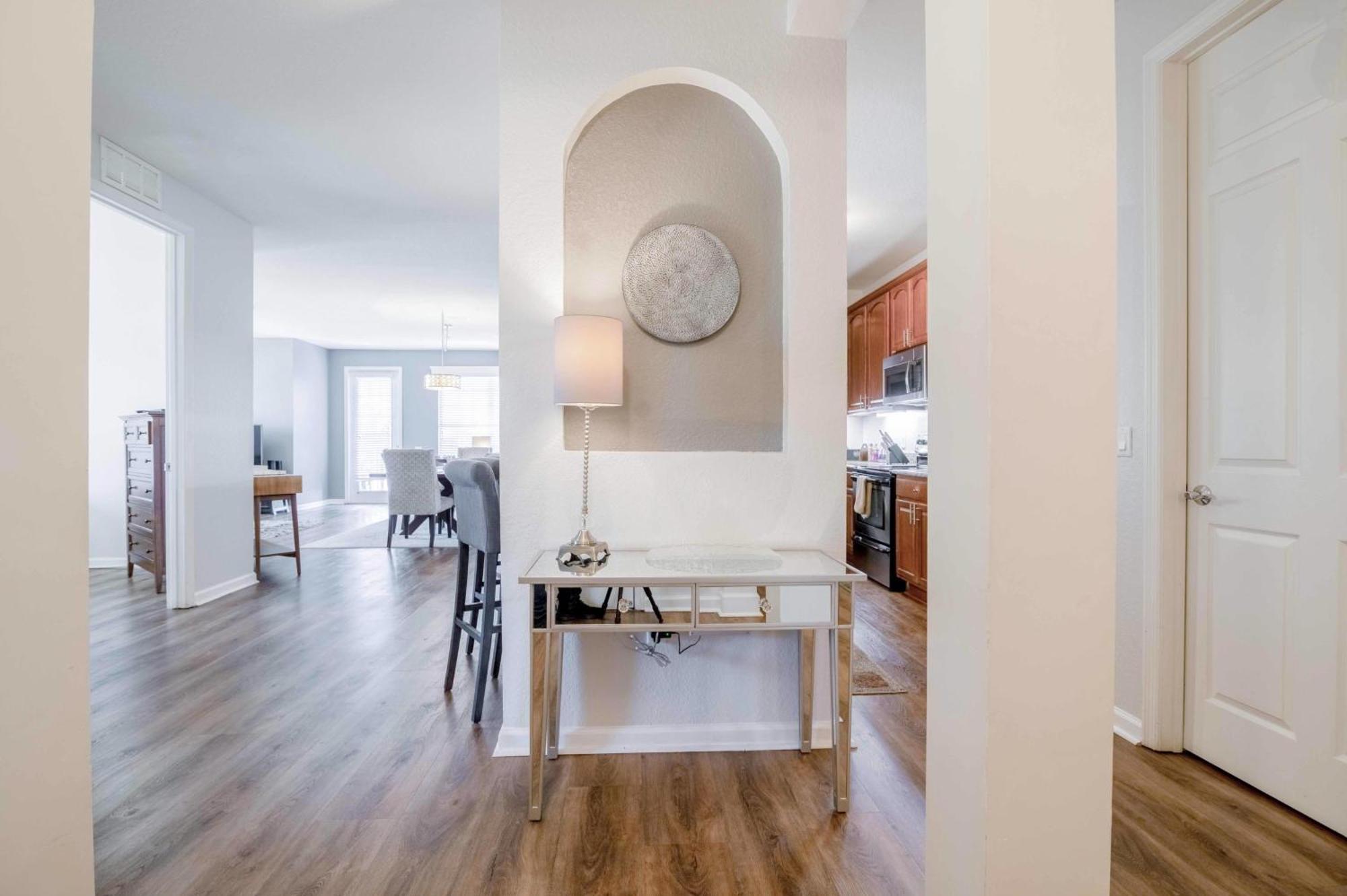 New! Fabulous Vista Cay Luxury Dream Near Theme Parks, And Walk To The Convention Center Apartment *