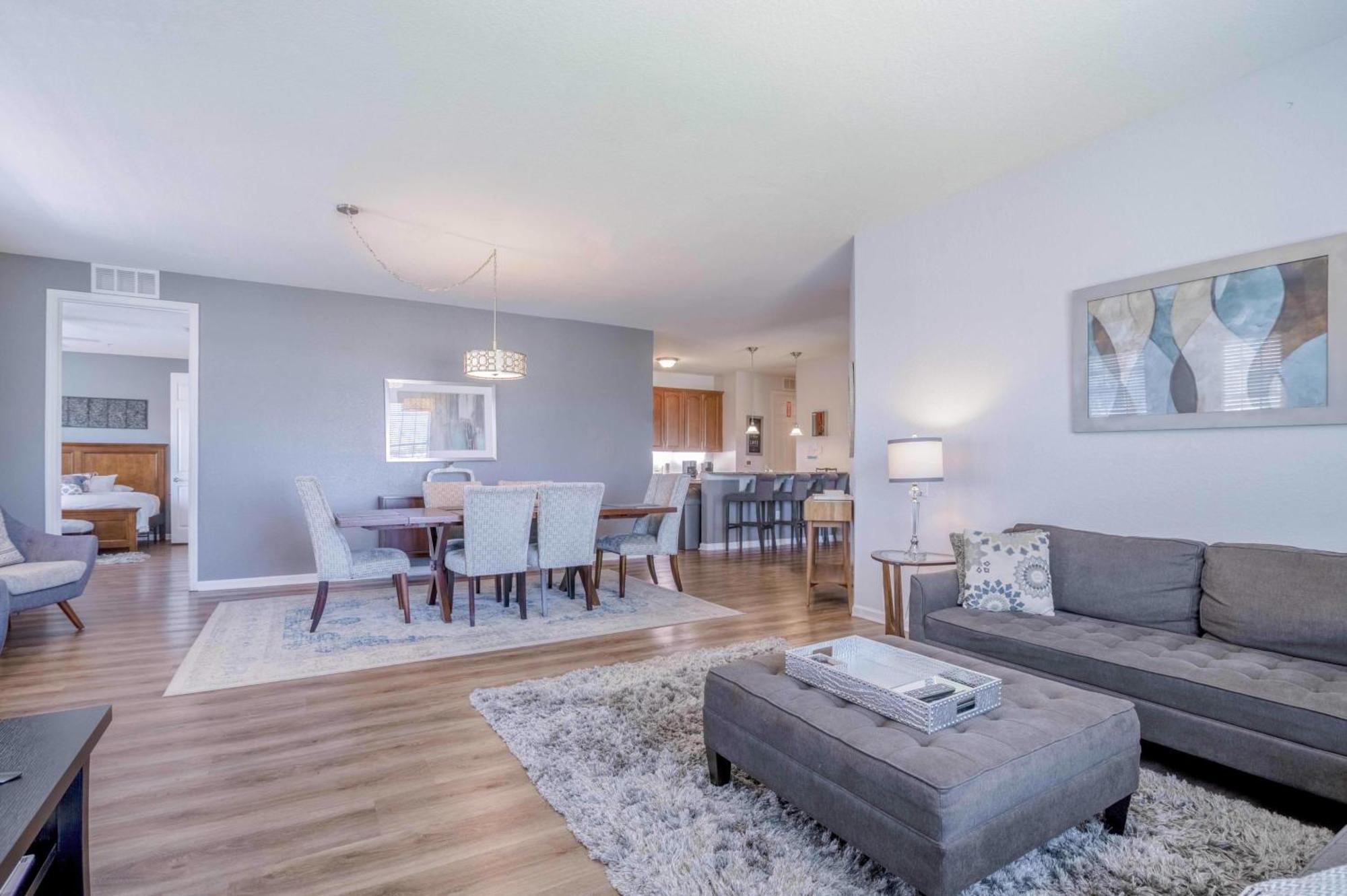 Apartment New! Fabulous Vista Cay Luxury Dream Near Theme Parks, And Walk To The Convention Center Orlando