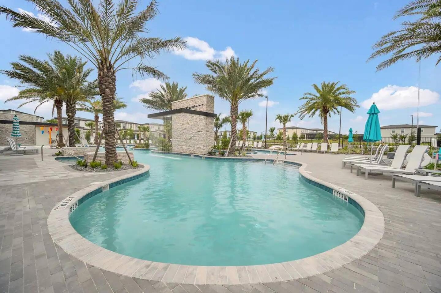 Sea World Neighbor Deluxe Up To 33 Ppl 5800 Holiday home