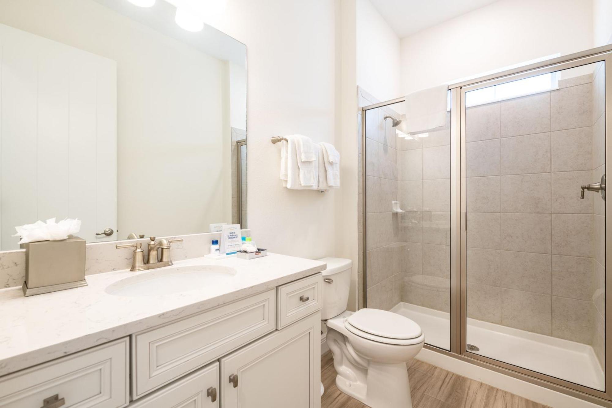 Be Our Guest With Hot Tub Near With Margaritaville Access - 8044dr Holiday home Orlando