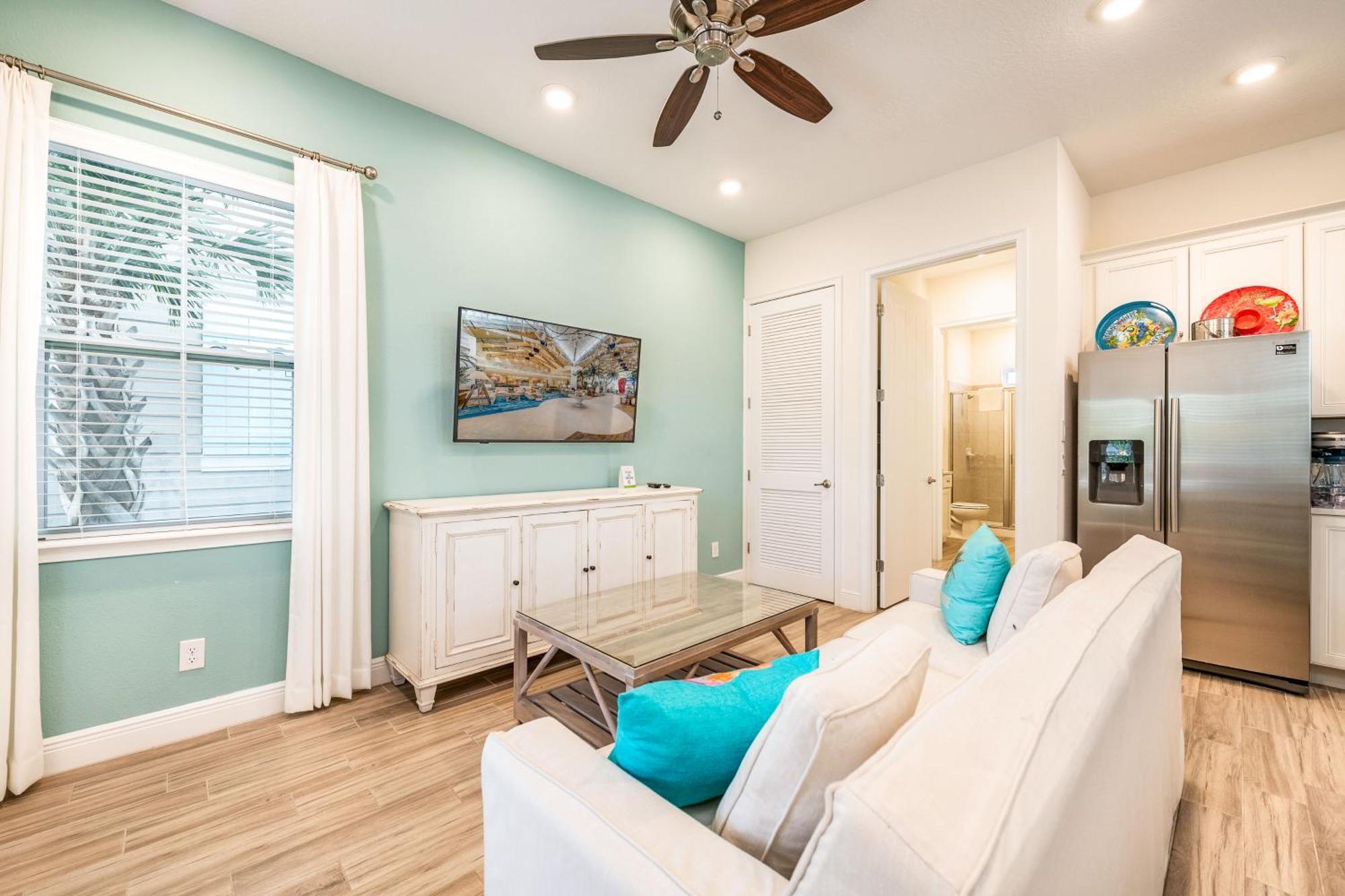 Be Our Guest With Hot Tub Near With Margaritaville Access - 8044dr Holiday home Orlando