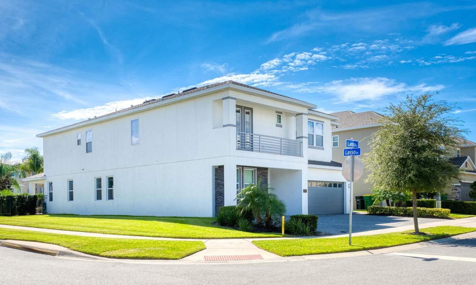 Holiday home Custom 9 Bdrm With Stunning Themes At Encore Orlando