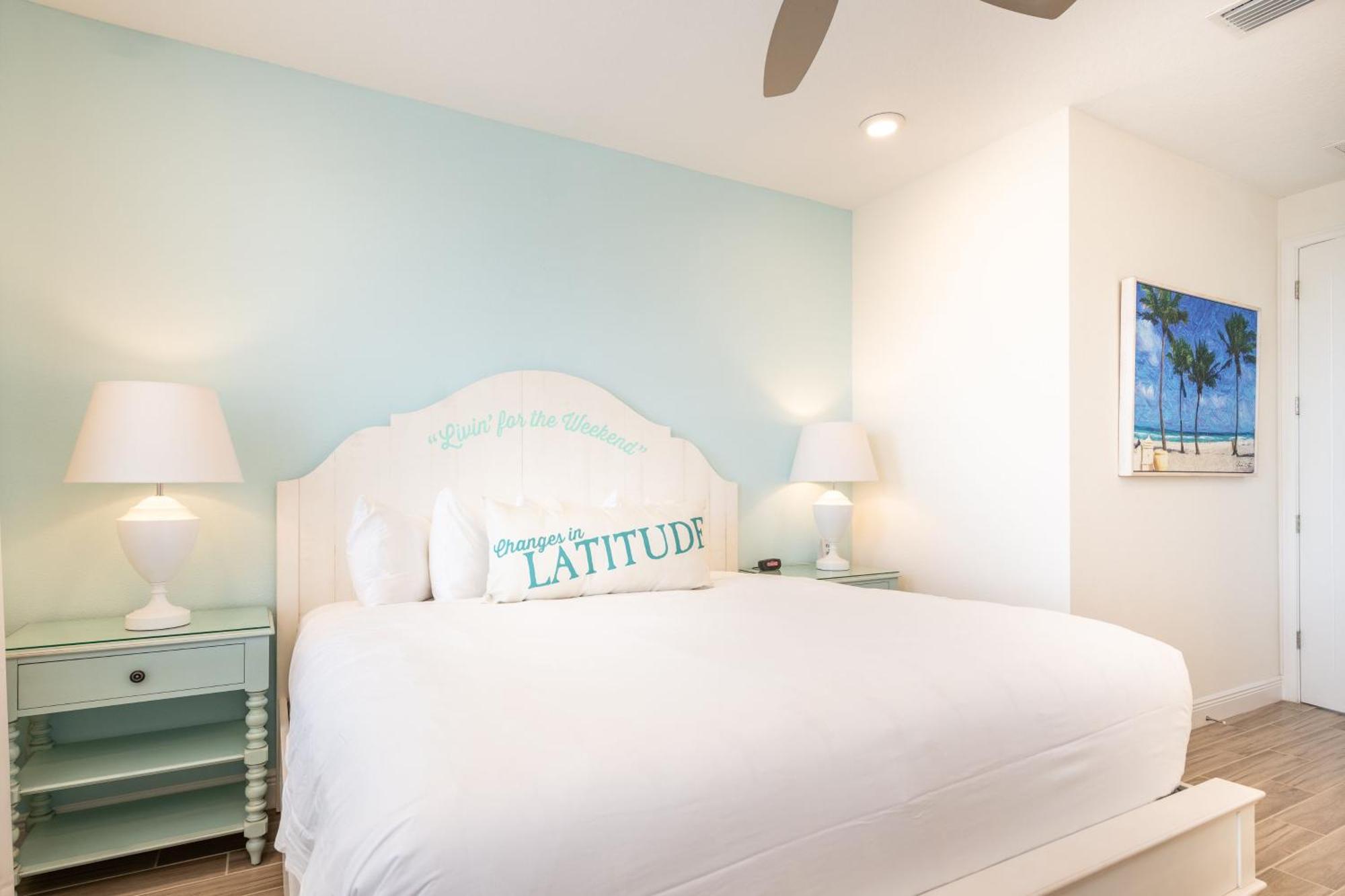 No Shoes Retreat! With Hot Tub Near With Margaritaville Island H2o Access - 8085dr Holiday home Orlando