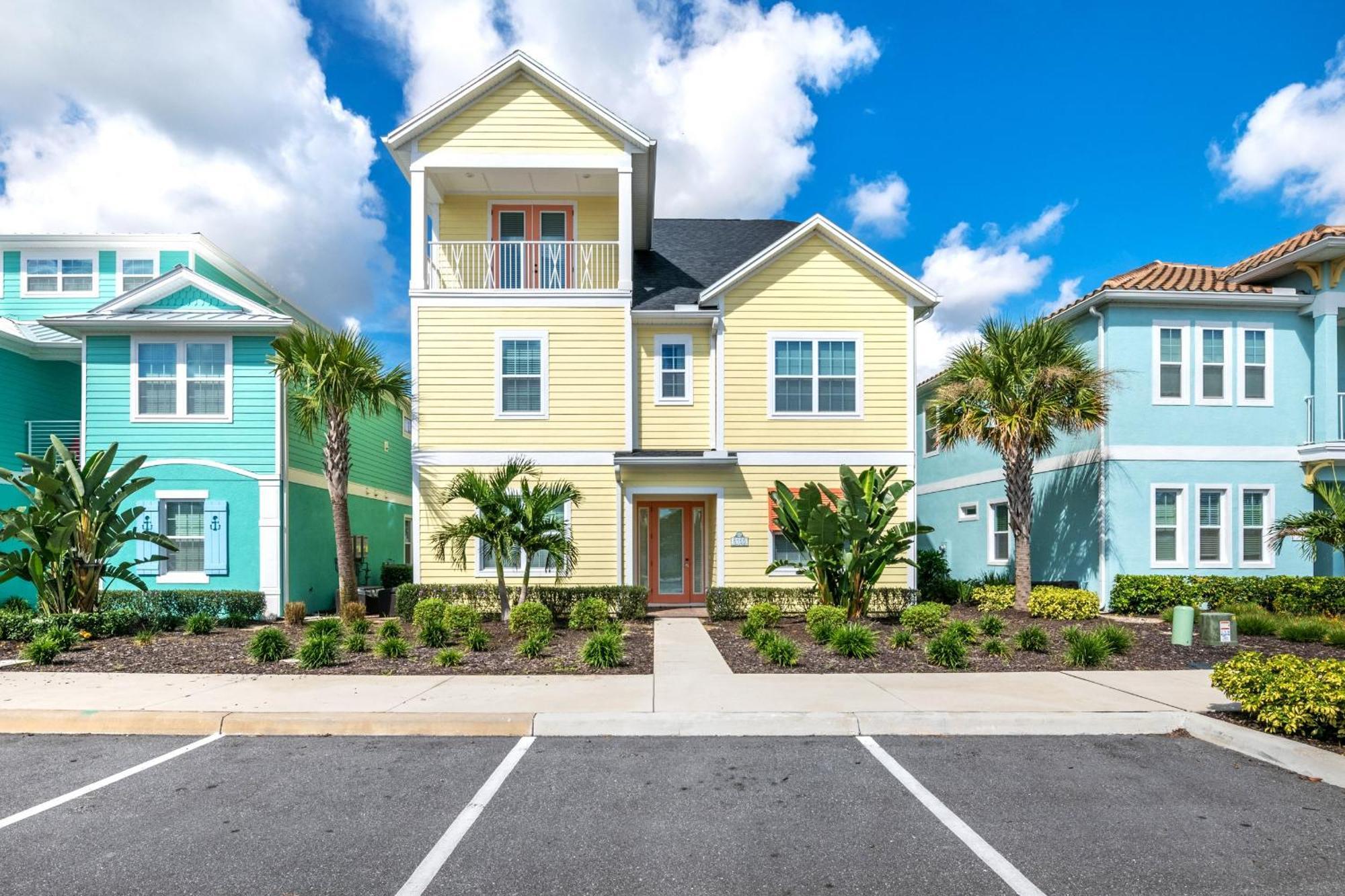 Sunshine With Private Pool Near With Margaritaville Access - 8165su Holiday home Orlando