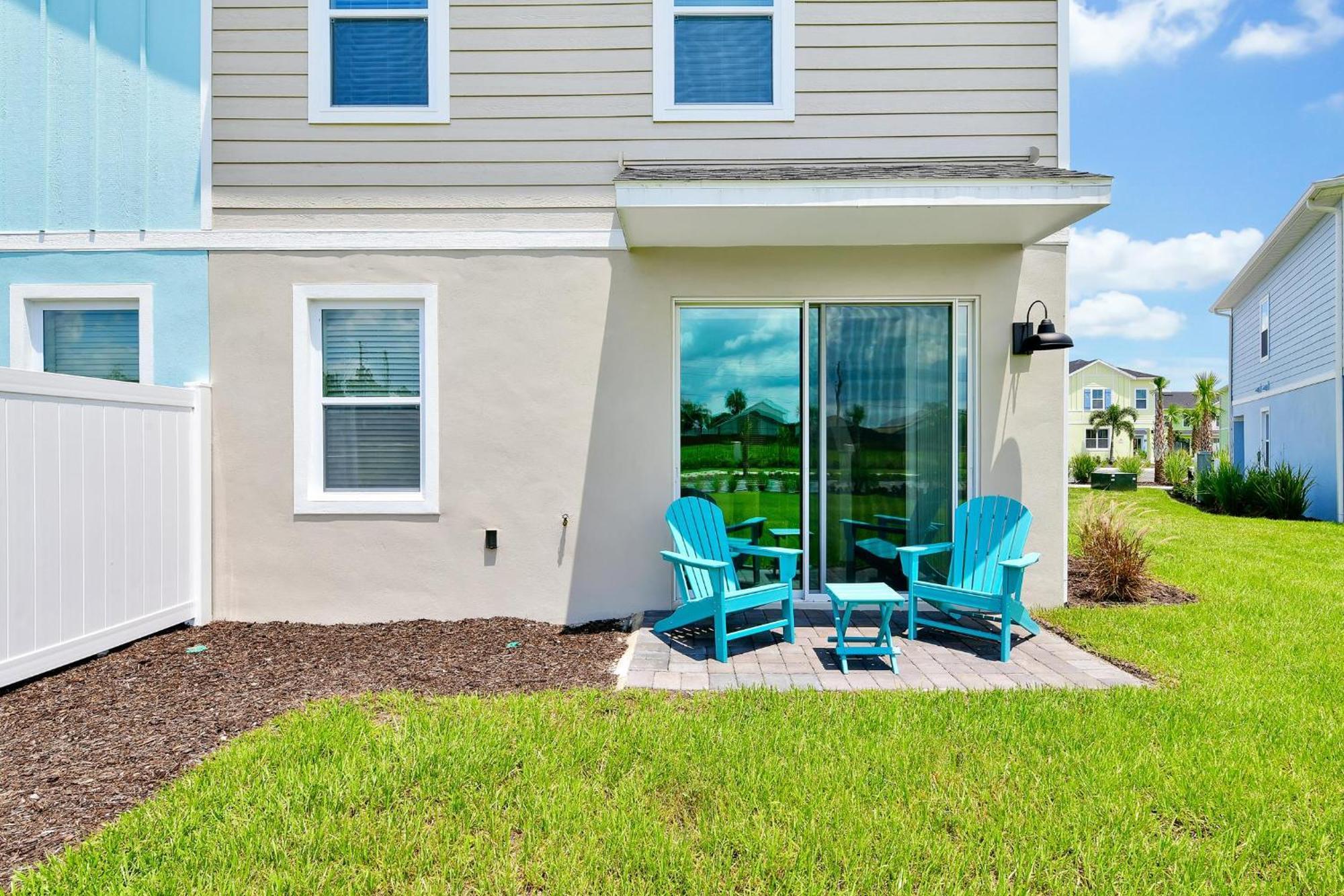 Sunny Near With Margaritaville Access - 8170cp *