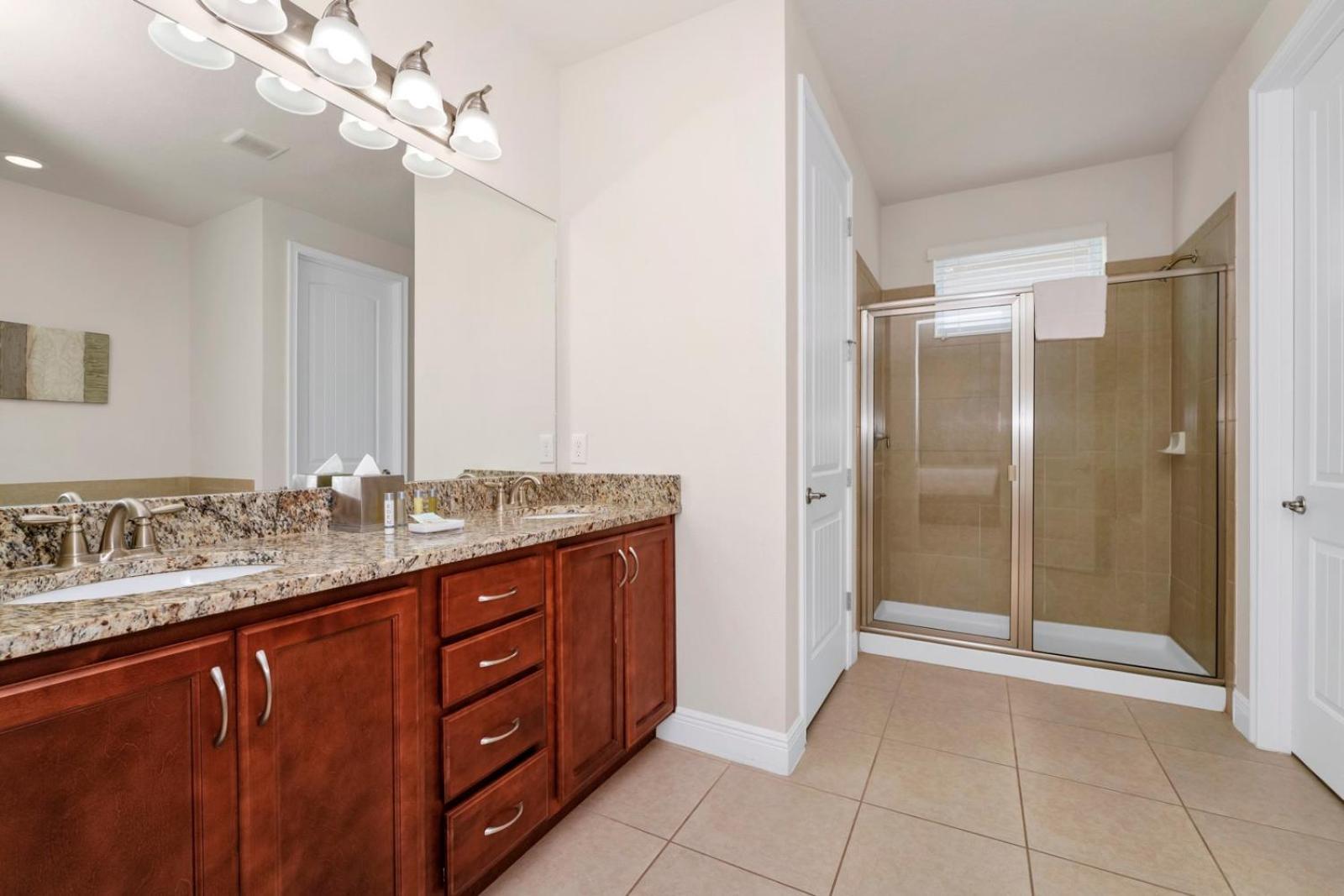 Grand Near With Private Pool And Water Park Access At Encore Reunion - 210pn Orlando