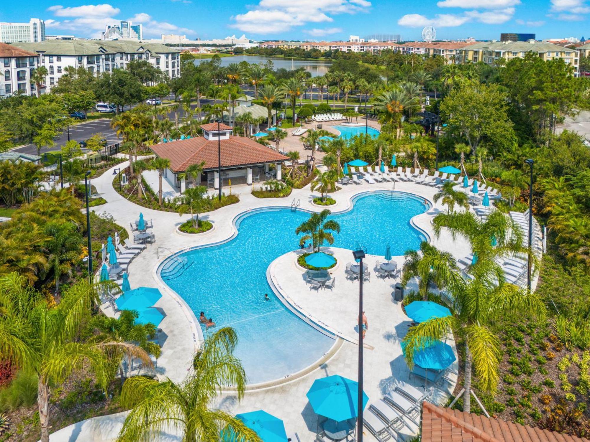 Vista Cay Luxury 4 Bedroom Penthouse Apartment