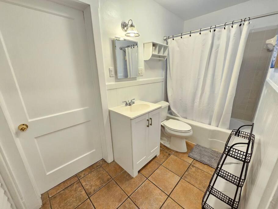 Holiday home Foodie Lovers Walkable Mills50 - Sleeps 10 - Near Airport Orlando