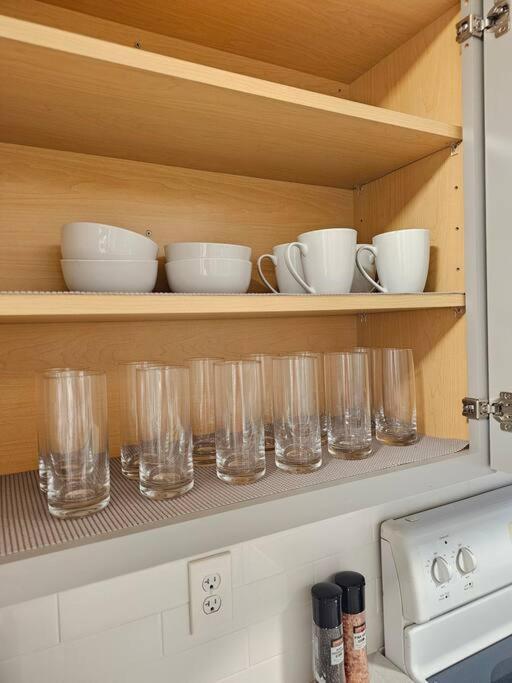 Holiday home Foodie Lovers Walkable Mills50 - Sleeps 10 - Near Airport *