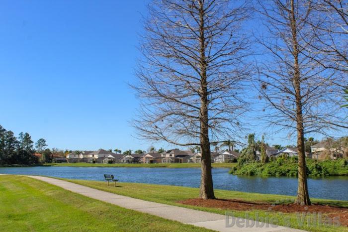 3 Bedrooms - 2 Bathrooms - Berkley 1076 Lb